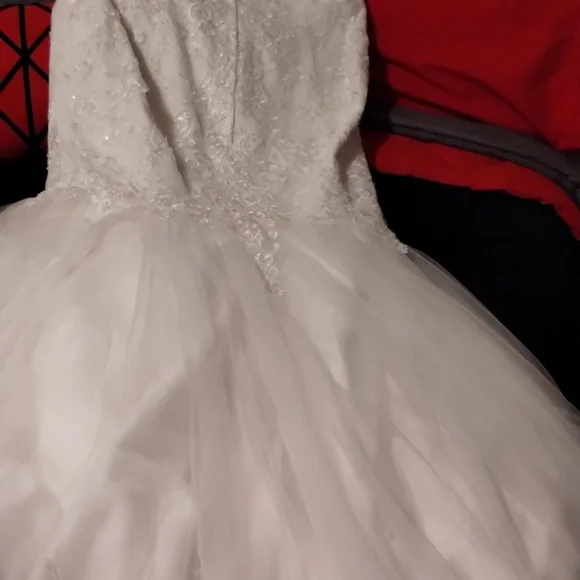 wedding dress - Picture 4 of 5